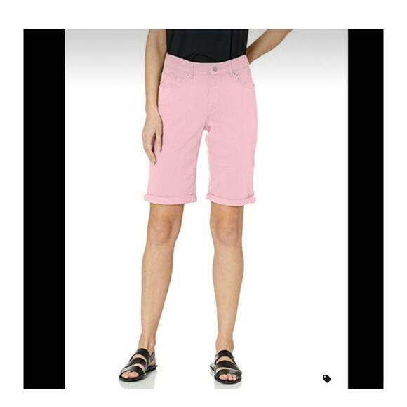 Levis Pink Denim Bermuda Short Size 28 - Picture 1 of 4